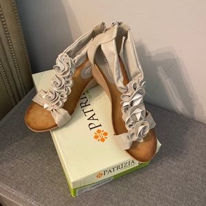 PATRIZIA Women's Harlequin Wedge Sandal